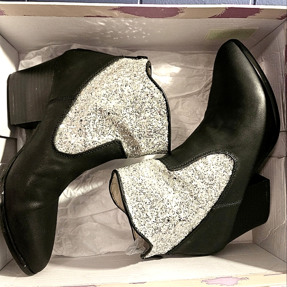 Black Sparkling Ankle Boots